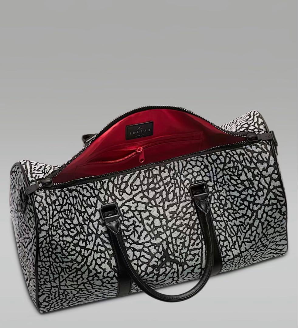 NIKE JORDAN ICON ダッフルバッグ　25リットル　エレファント柄