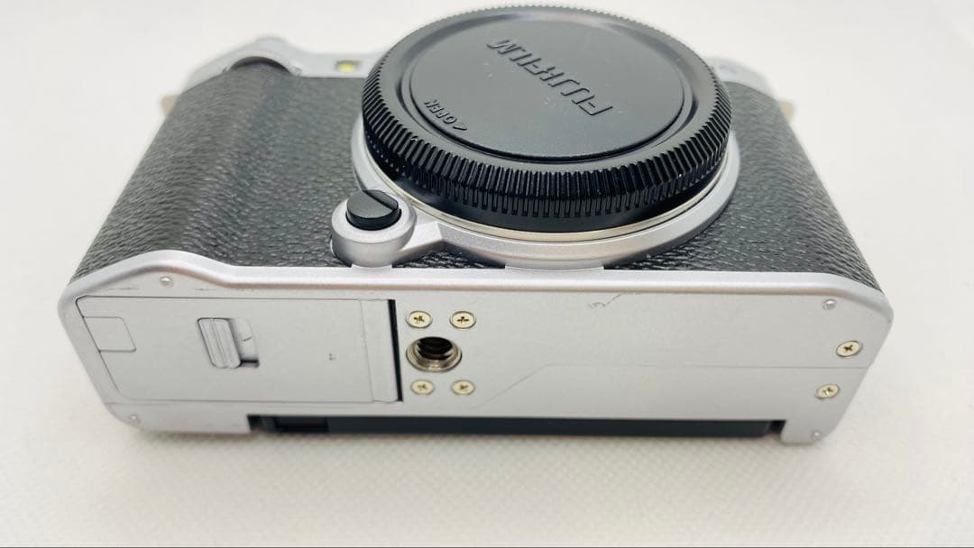 Fujifilm X-M5 ミラーレスカメラ シルバー※グリップおまけつけました