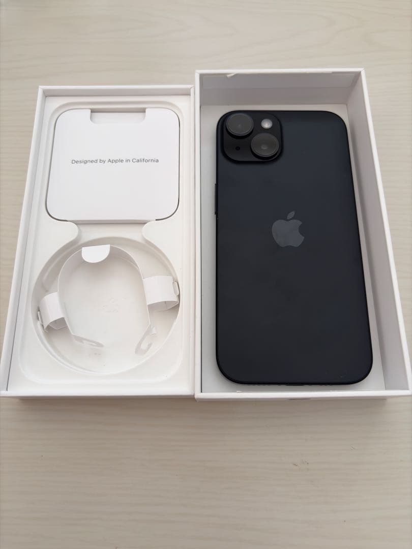 Apple iPhone15 無印 256GB ブラック SIMフリー 即日発送