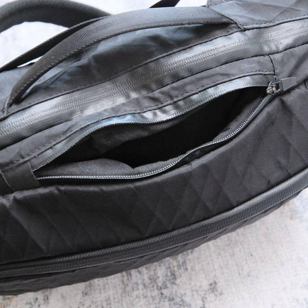 バッグ Aer Travel Sling2 X-Pac