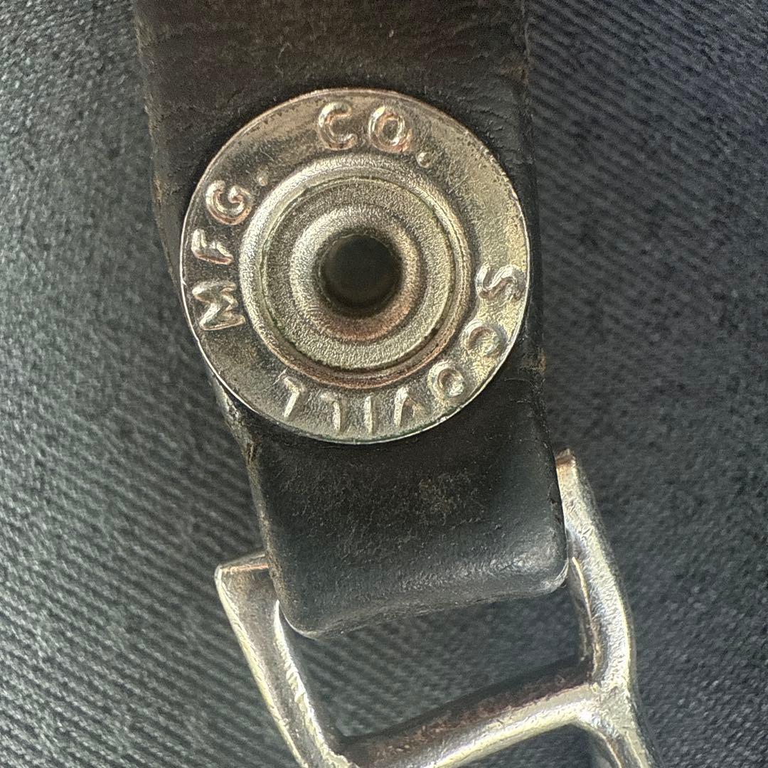 正規品 クロムハーツ Wベルトループ フレアボタンウォレットチェーン