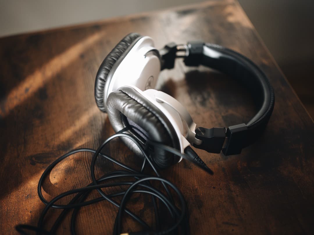 【美品】ヤマハ YAMAHA スタジオモニターヘッドホン HPH-MT5