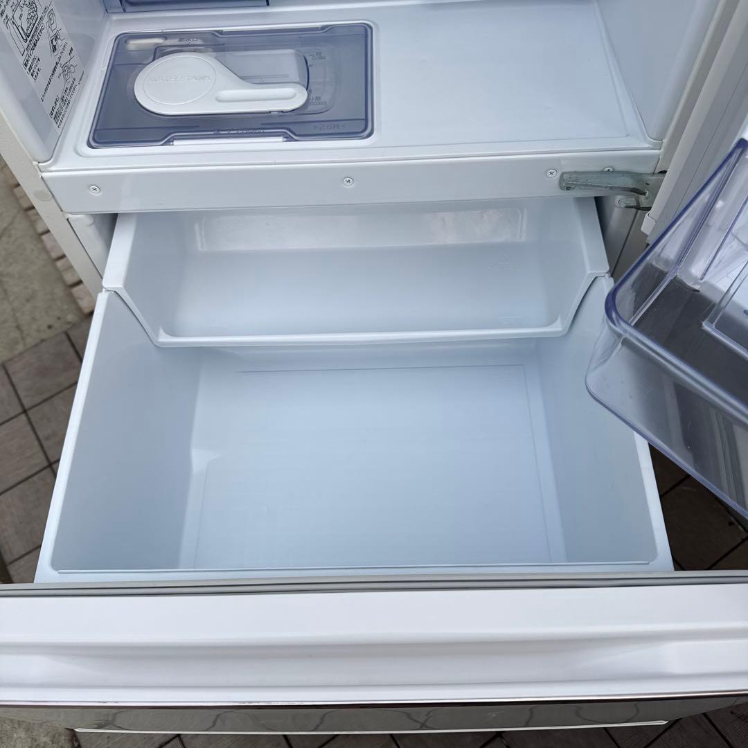 送料込 三菱電機 3ドア冷蔵庫 272L 自動製氷 ジュエリーホワイト