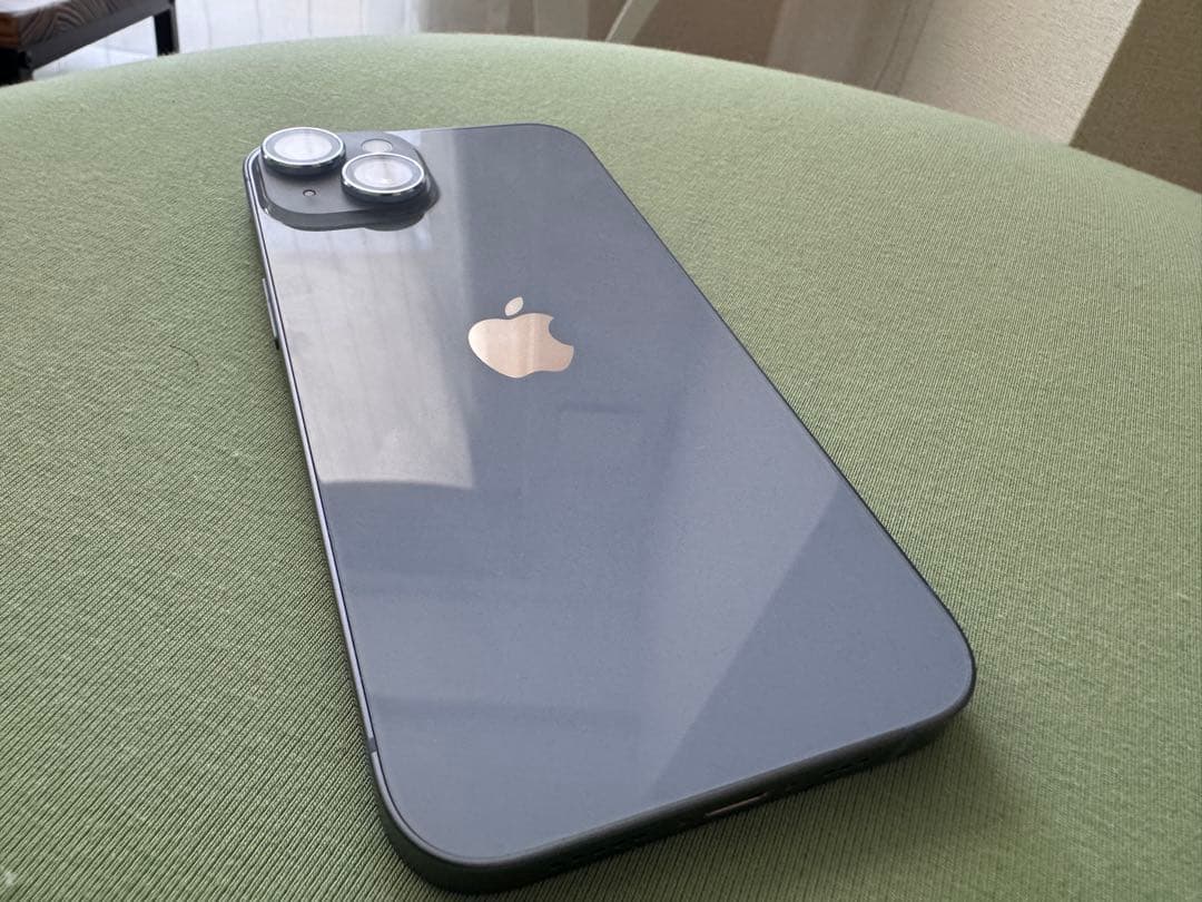 【美品】Apple iPhone 14本体（SIMフリー、デュアルSIM対応）