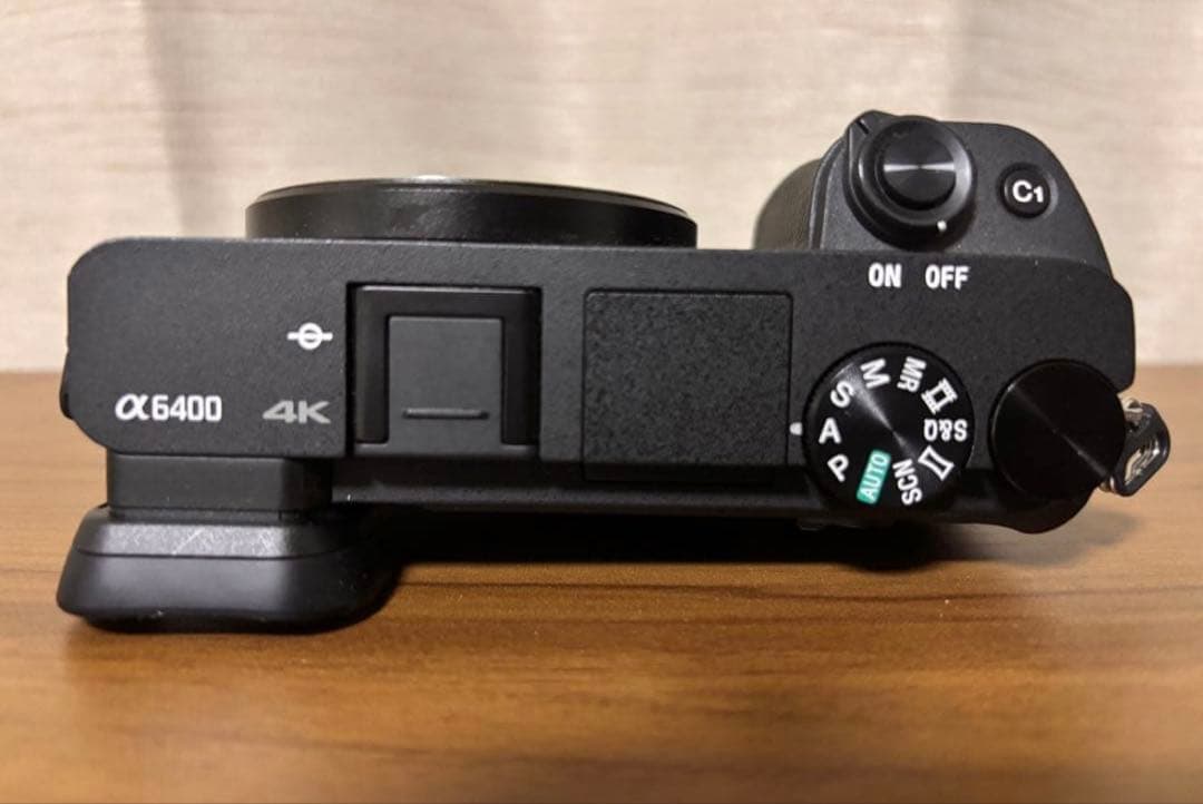 シャッター数約1700 Sony α6400 ダブルズームレンズキット