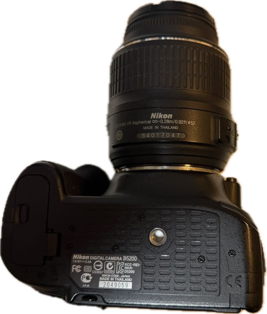 Nikon デジタル一眼レフカメラ D5200 レンズキット