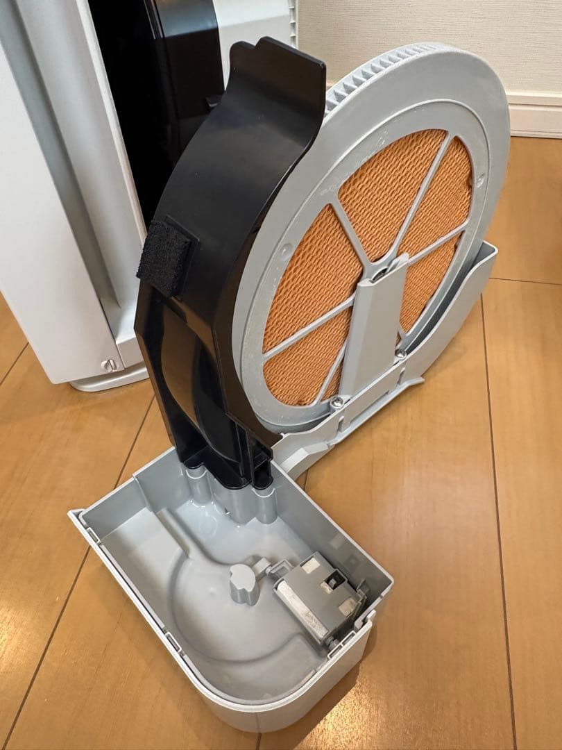 DAIKIN ダイキン ストリーマ 加湿空気清浄機 MCK70U-W