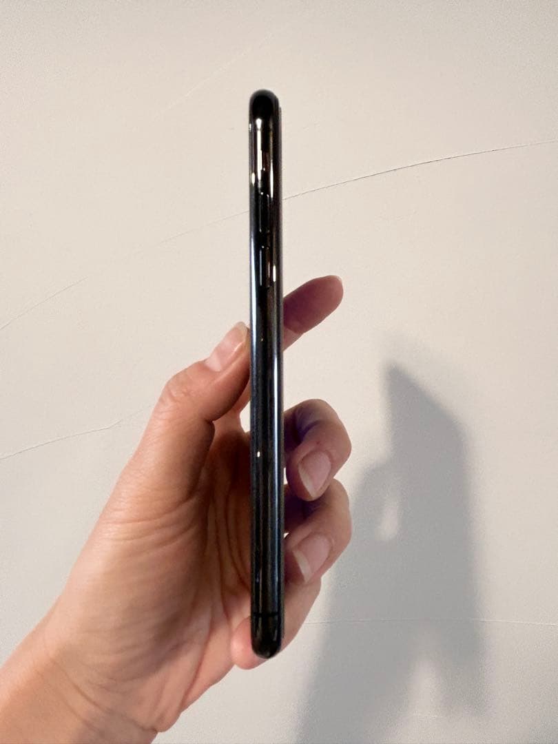 Apple iPhoneXS ブラック 256