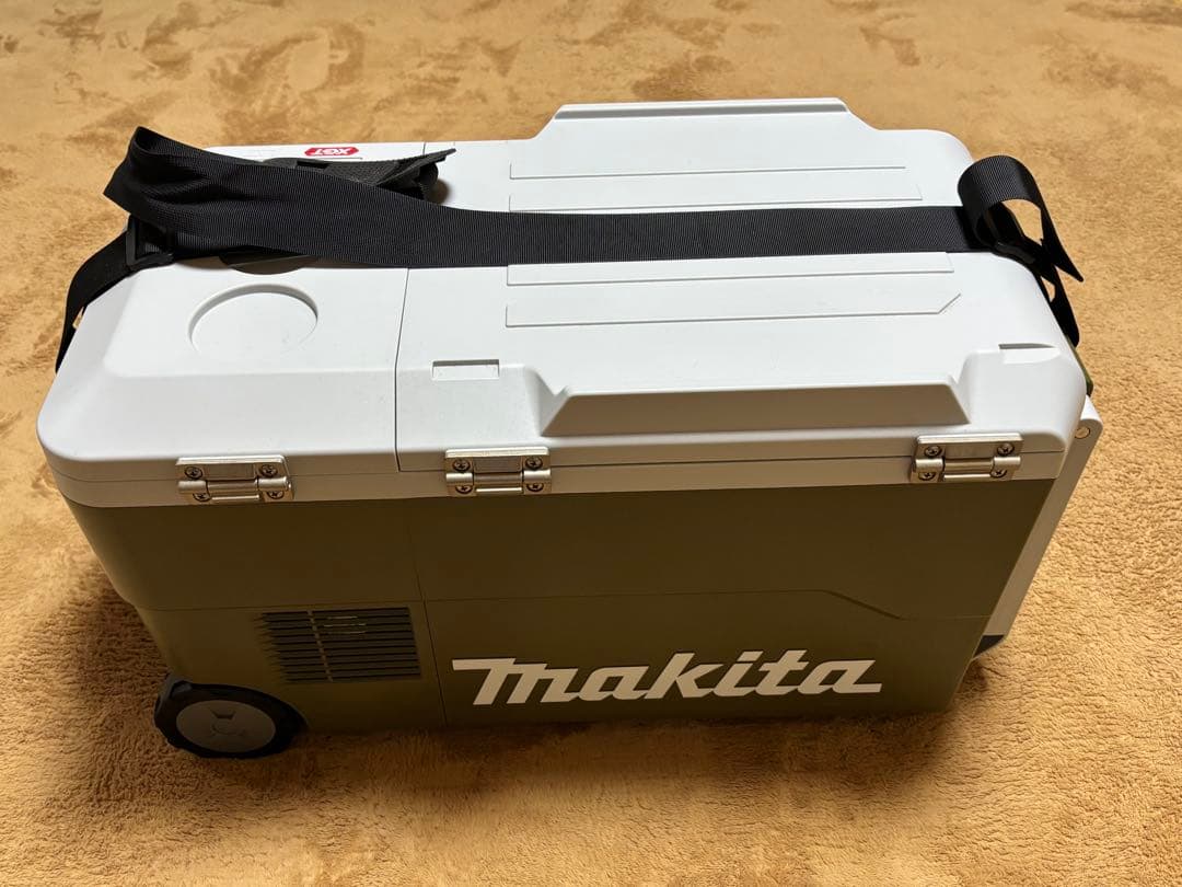 マキタ　makita ポータブル冷温蔵庫　CW 001G 20L