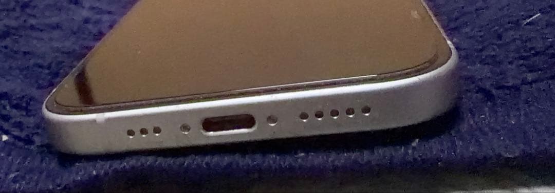 【バッテリー88%⠀】Apple iPhone 15 128GB ブルー