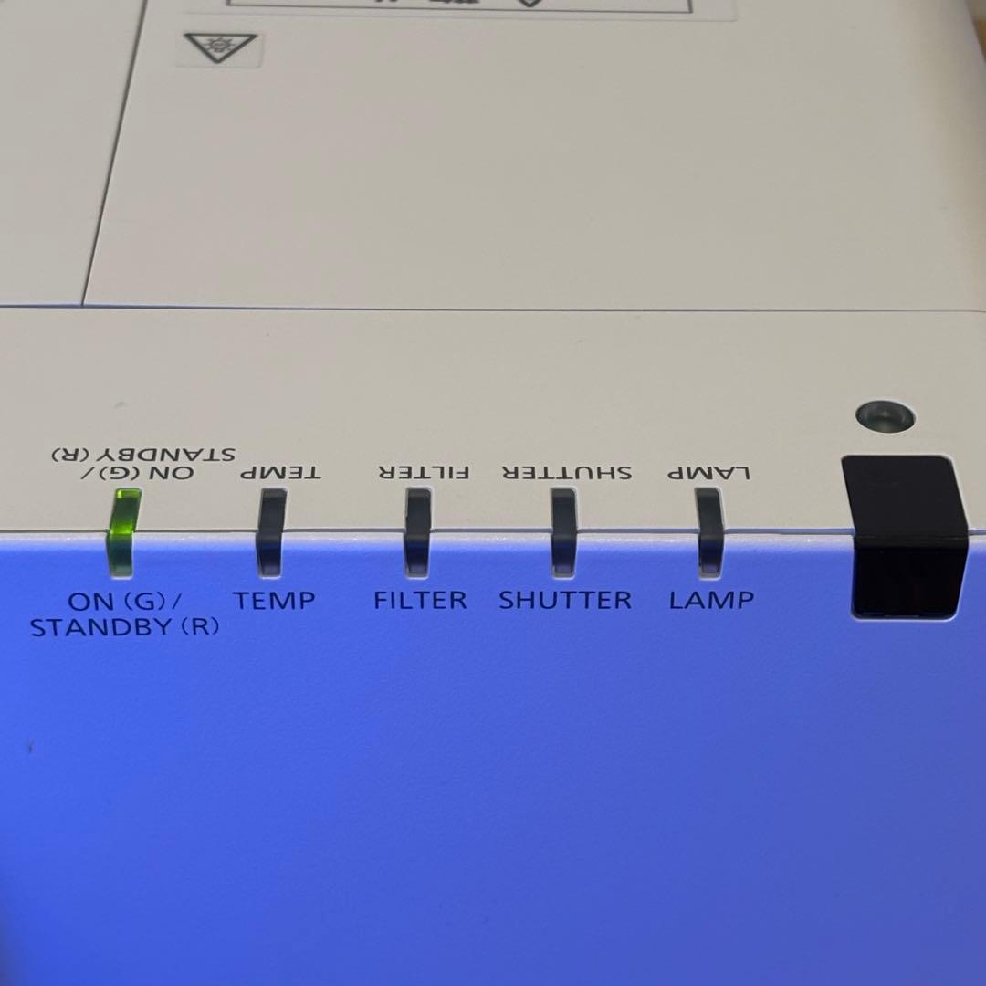 良品 Panasonic パナソニックEW630プロジェクター使用時間2047h