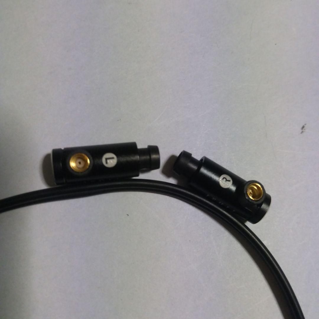 Final E4000 リケーブル可能有線イヤホン