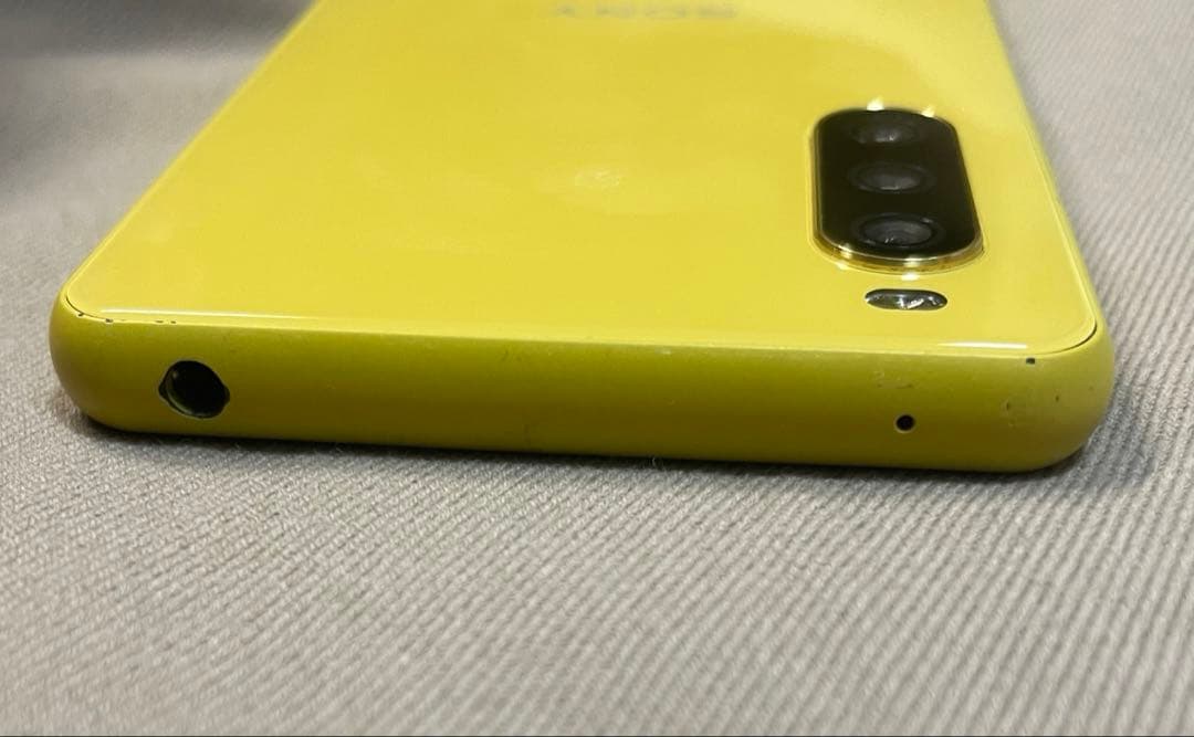 Xperia 10 Ⅲ イエロー SO-52B 箱なし