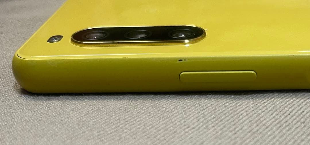 Xperia 10 Ⅲ イエロー SO-52B 箱なし