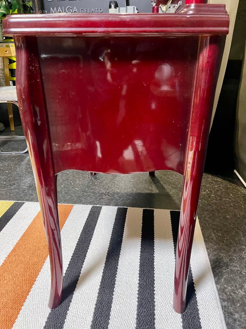 Hani！　　　アンティーク家具 フランスミラー ロベルタ ドレッサー