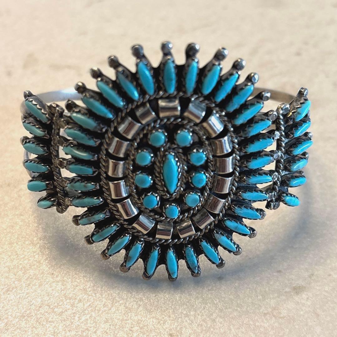 N &R ズニ族　インディアンジュエリー　ターコイズ　ニードルポイント　シルバー