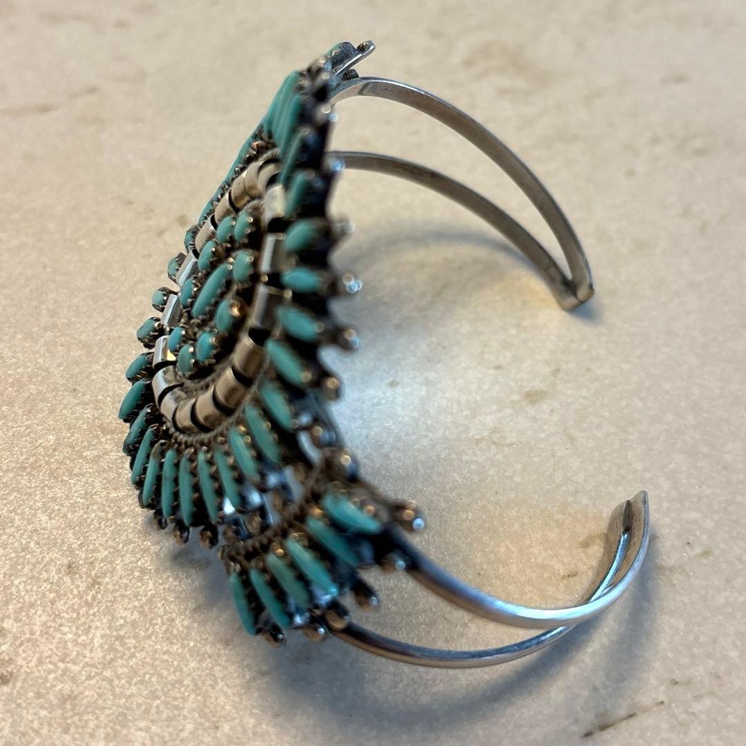 N &R ズニ族　インディアンジュエリー　ターコイズ　ニードルポイント　シルバー