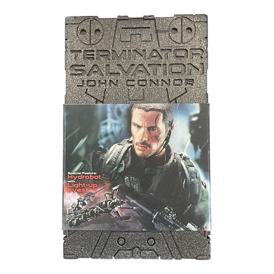 HOT TOYS ターミネーター4 ジョンコナー ファイナルバトルバージョン