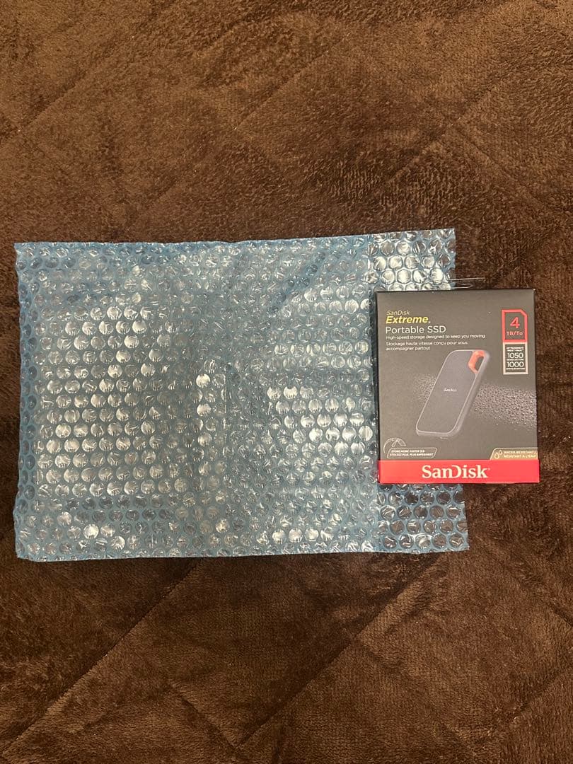 外付けハードディスク・ドライブ SSD 4TB SanDisk Extreme Portable