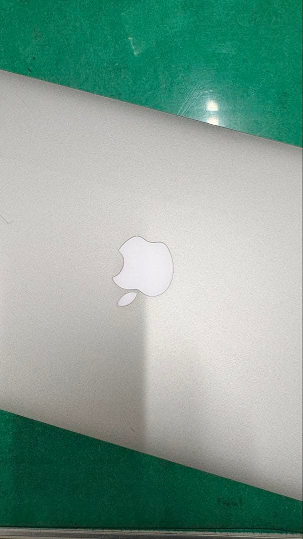 Apple MacBookpro 13インチ