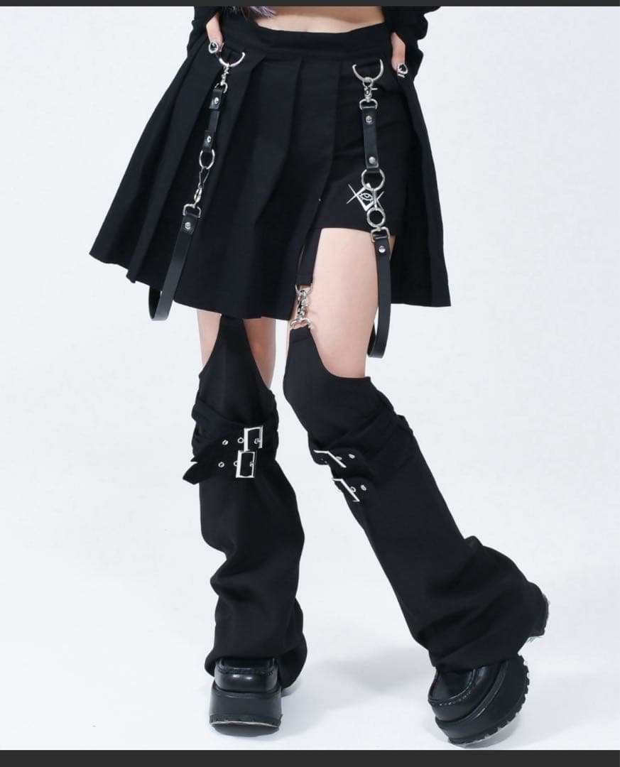 『REFLEM/レフレム』レッグカバー付きレイヤードショーパン