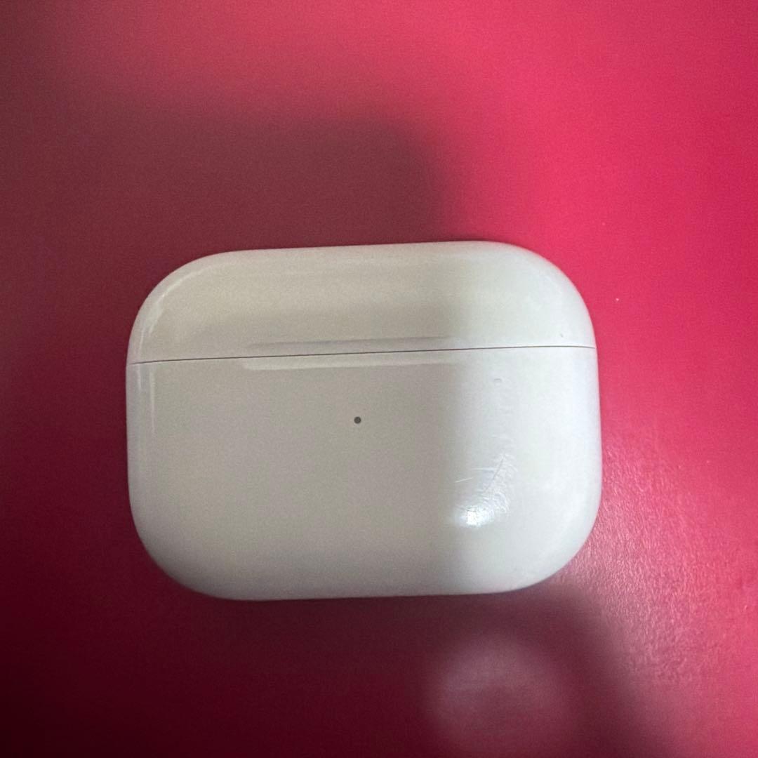 AirPods pro 第二世代　本体 ホワイト　ライトニング