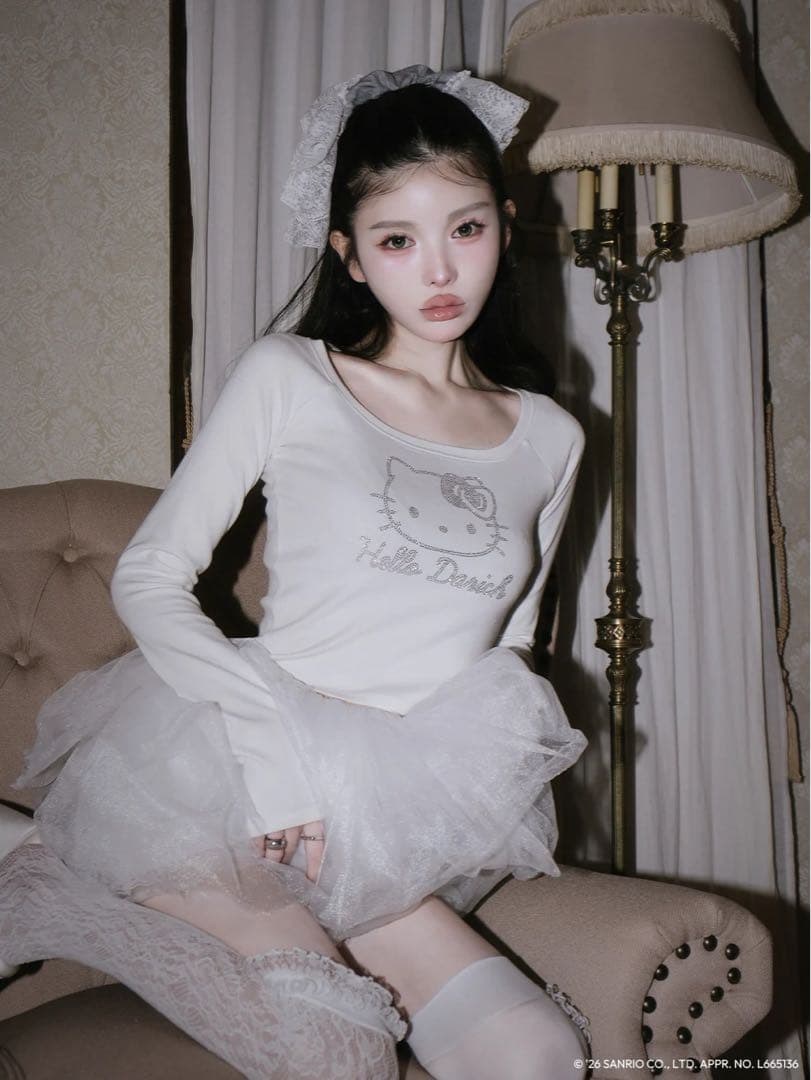 新品タグ付 ダーリッチ Hello DarichコンパクトロングTシャツ 白