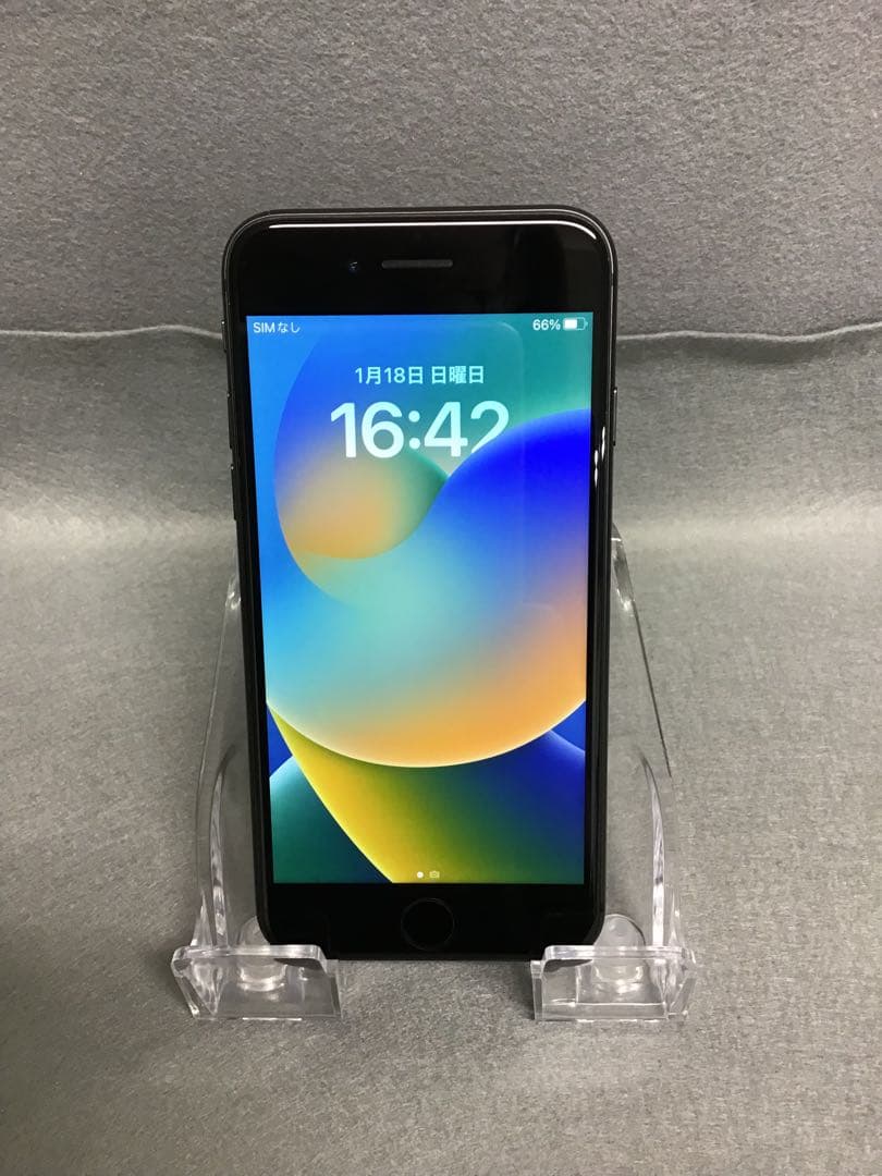 美品 国内版 SIMフリー　iPhone8 64GB スペースグレイ色