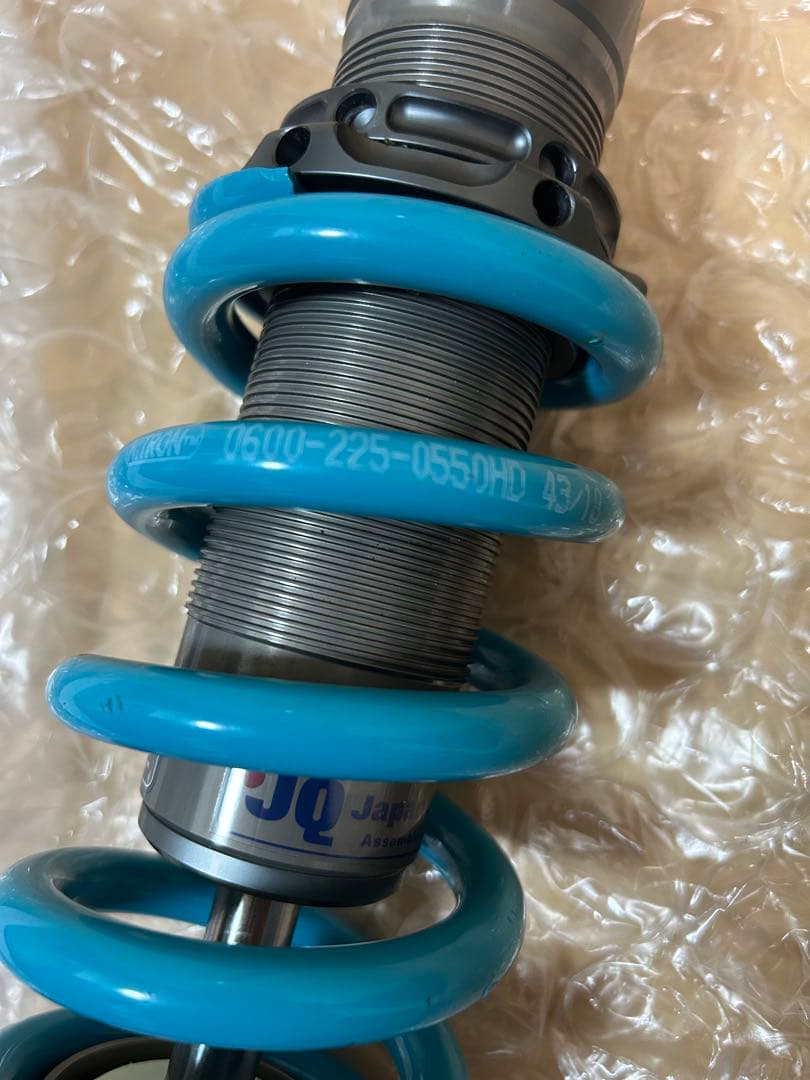 も*す様 NITRON サスペンション MT09