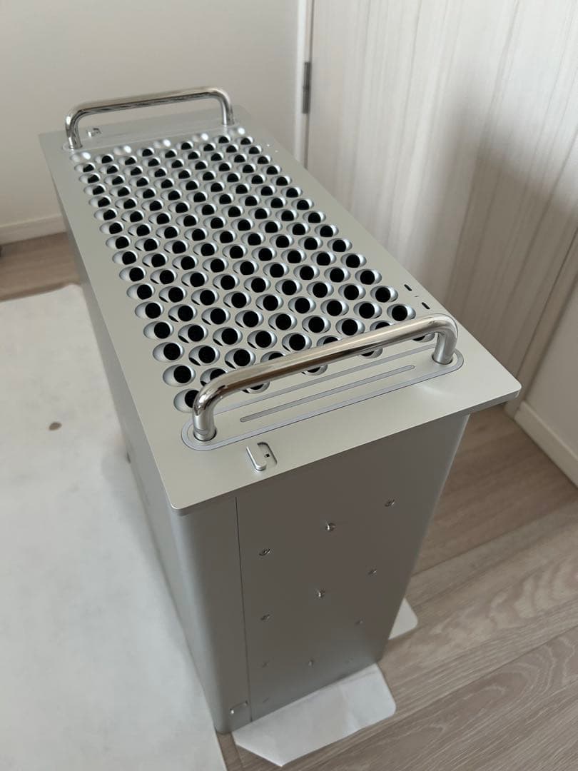 【未使用 新品】Mac Pro Rack 2019 A2304