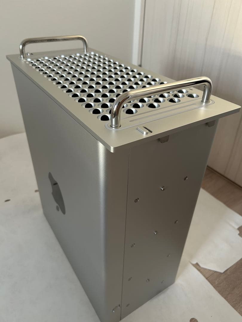 【未使用 新品】Mac Pro Rack 2019 A2304