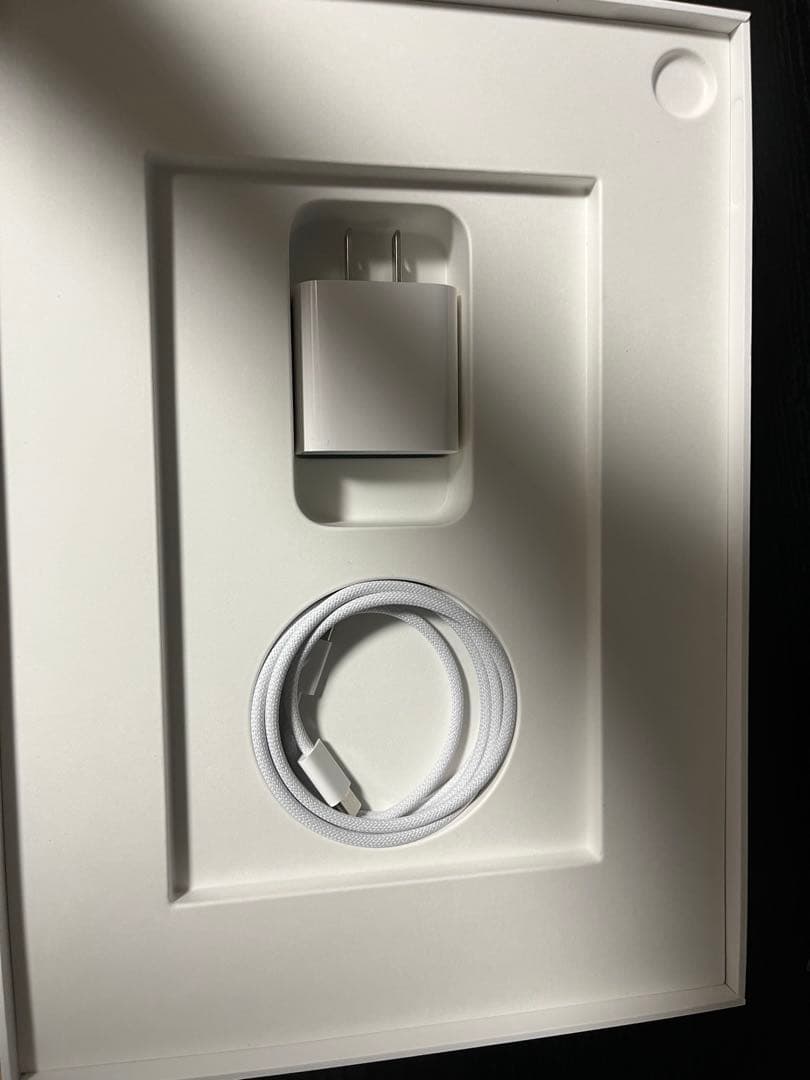 11インチiPadAir第6世代（M2）128GBWiFi ケース、フィルム付き