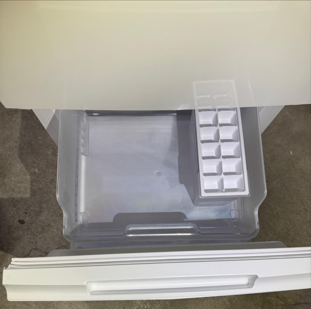 SHARP シャープ 冷凍冷蔵庫 SJ-D15JJ-W 2023年製 152L