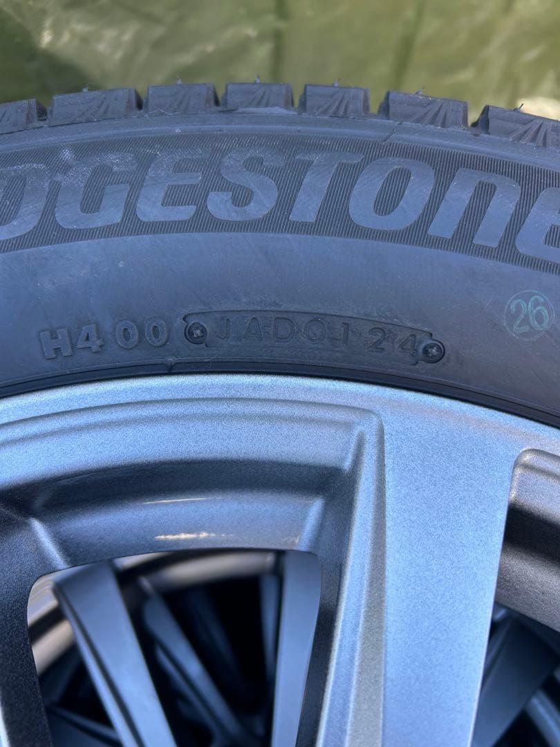 ［新品未使用］スタッドレスタイヤ＋ホイールセット 225/55R18