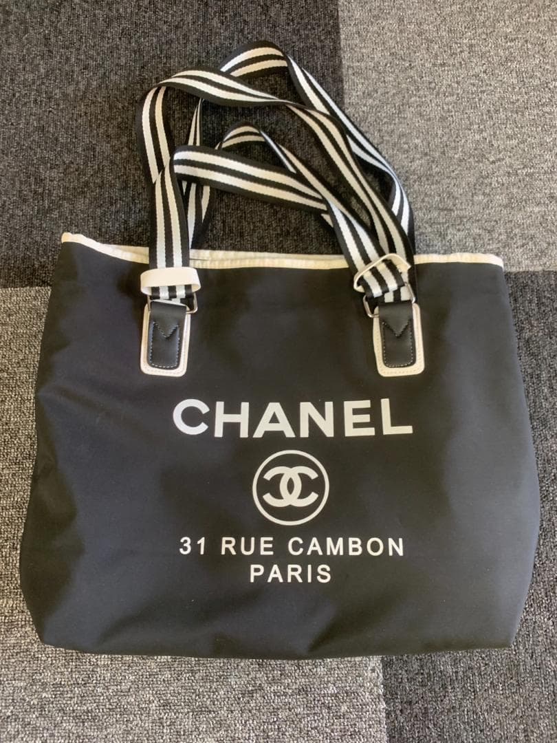 CHANEL ノベルティ　ストライプ ハンドル トートバック　未使用品