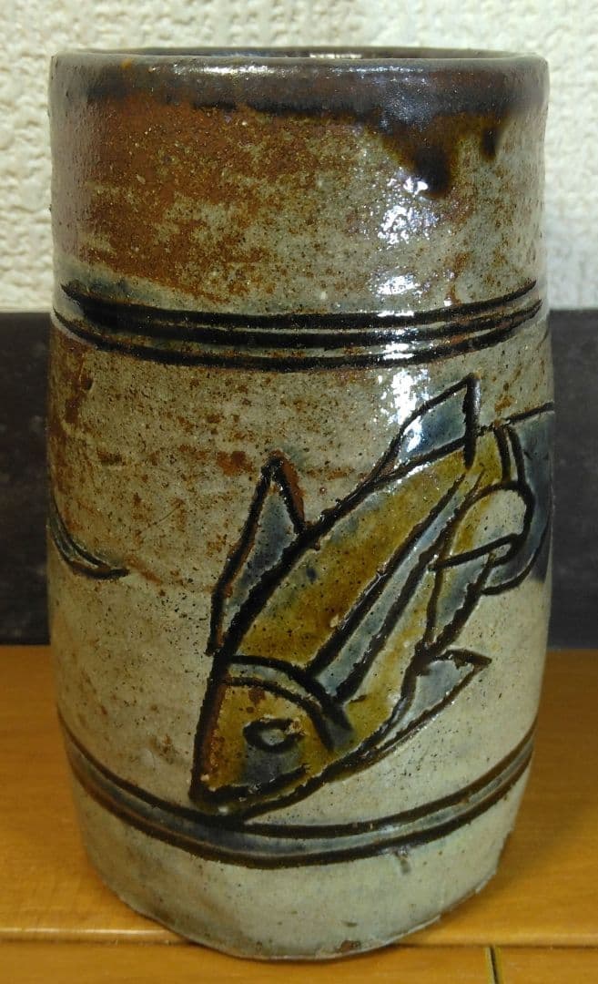 人間国宝 金城次郎 筆筒(魚2匹）栞 共箱 壺屋焼 壷屋焼 やちむん 美品