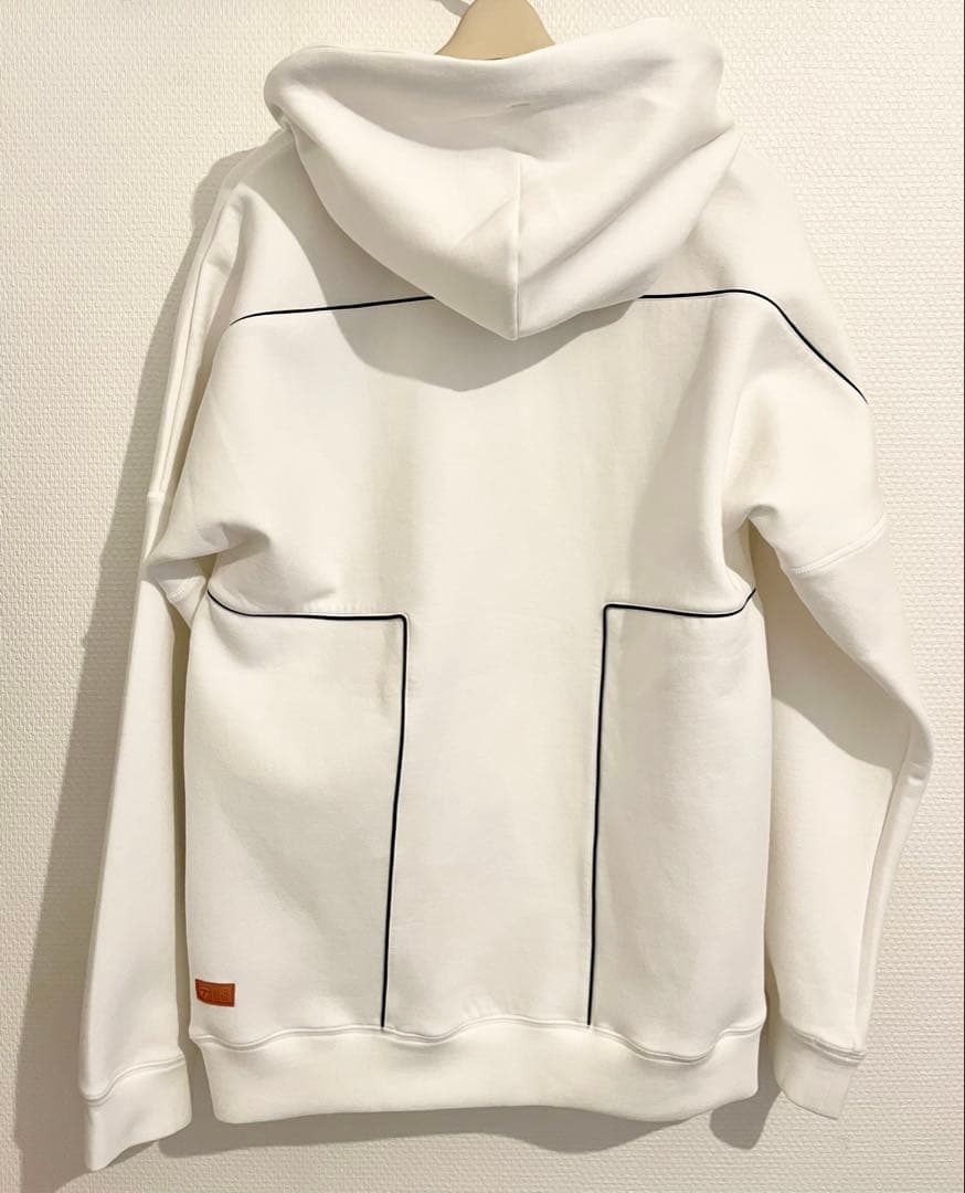 テーラーメイド×UA フーディ ユニセックスS ホワイト パーカー