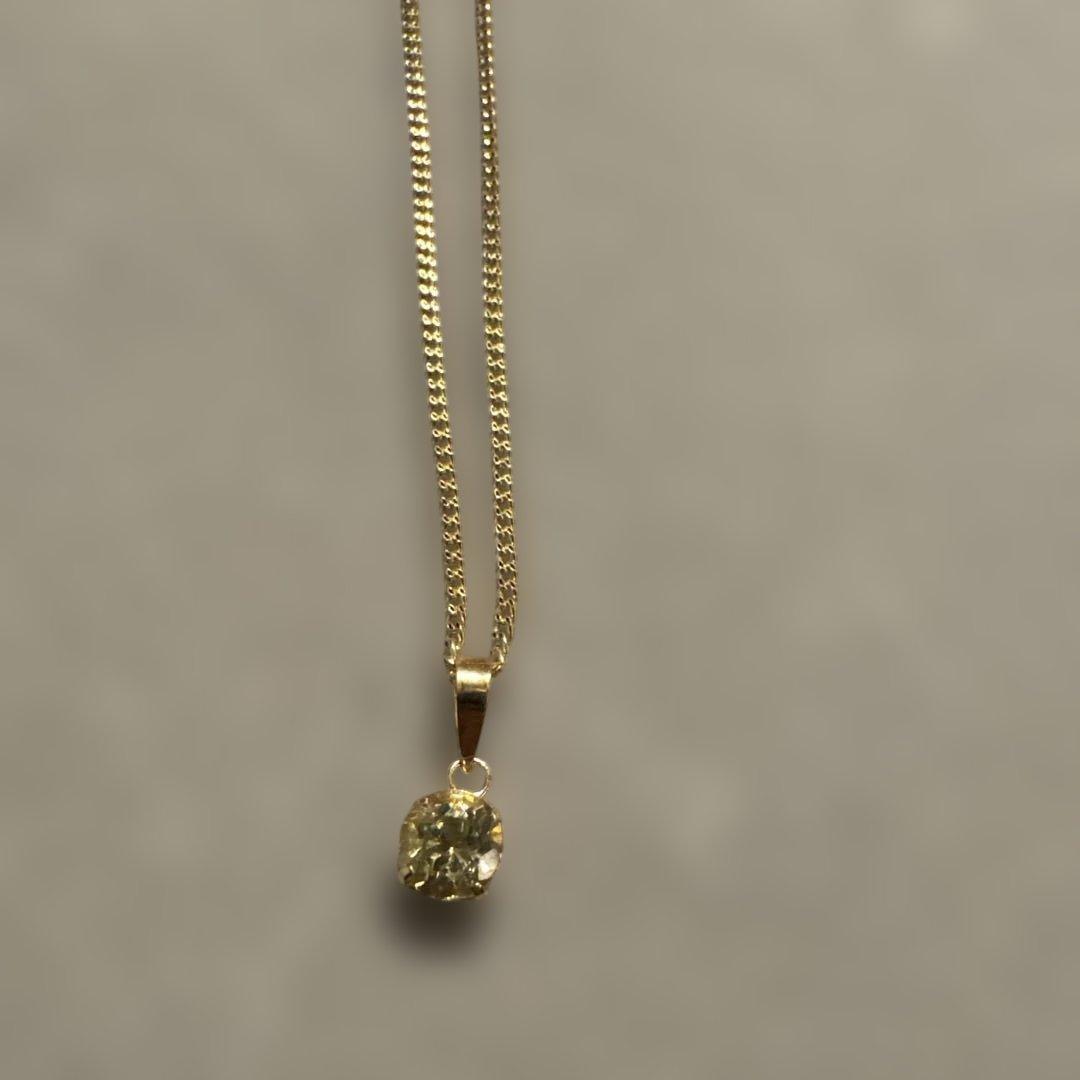 イエローアパタイト　k18 0.50ct 刻印ネックレストップ