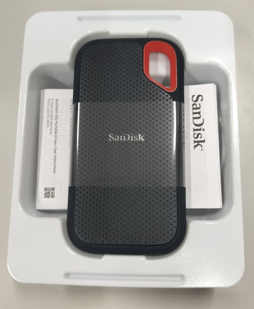 SanDisk SSD 外付け 8TB