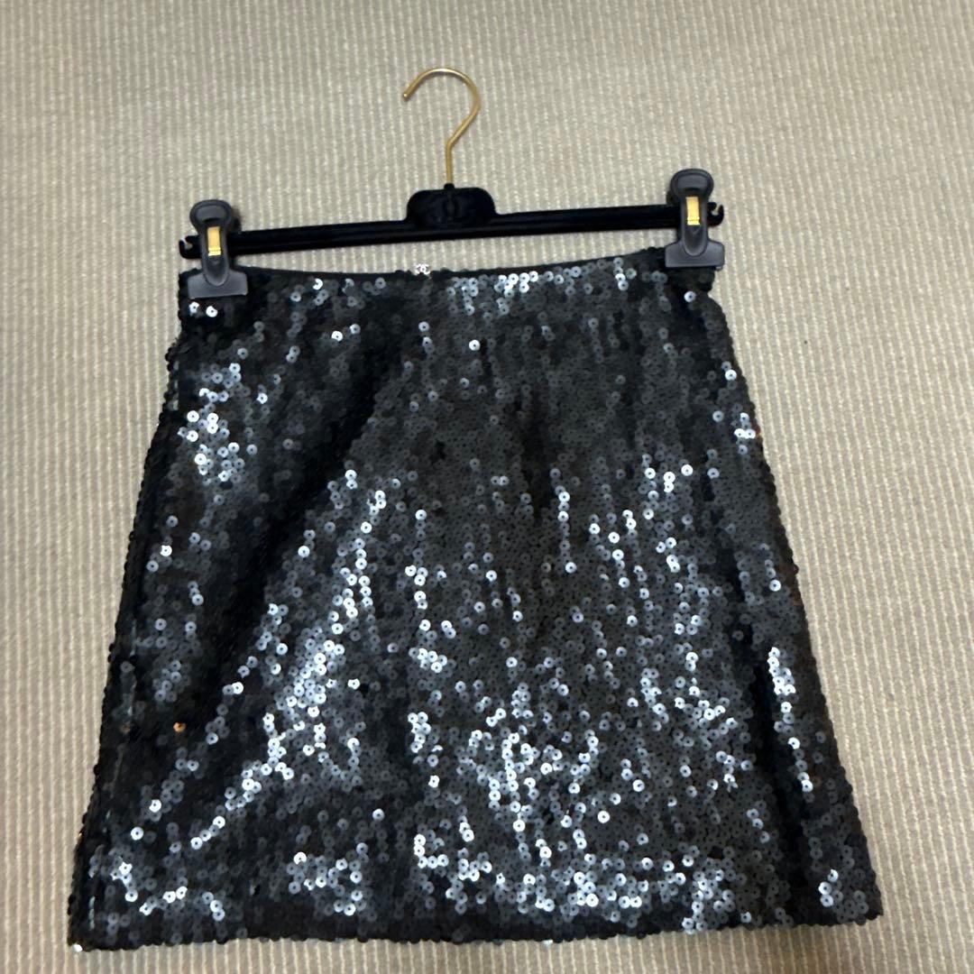 Chanel スパンコール 黒 ミニスカート