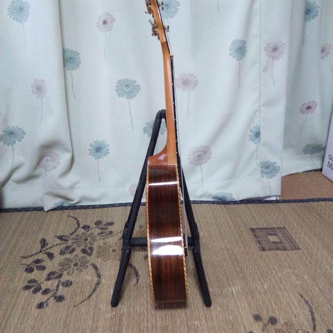 大幅値下げ！まるでフラメンコギター／コンサートウクレレ
