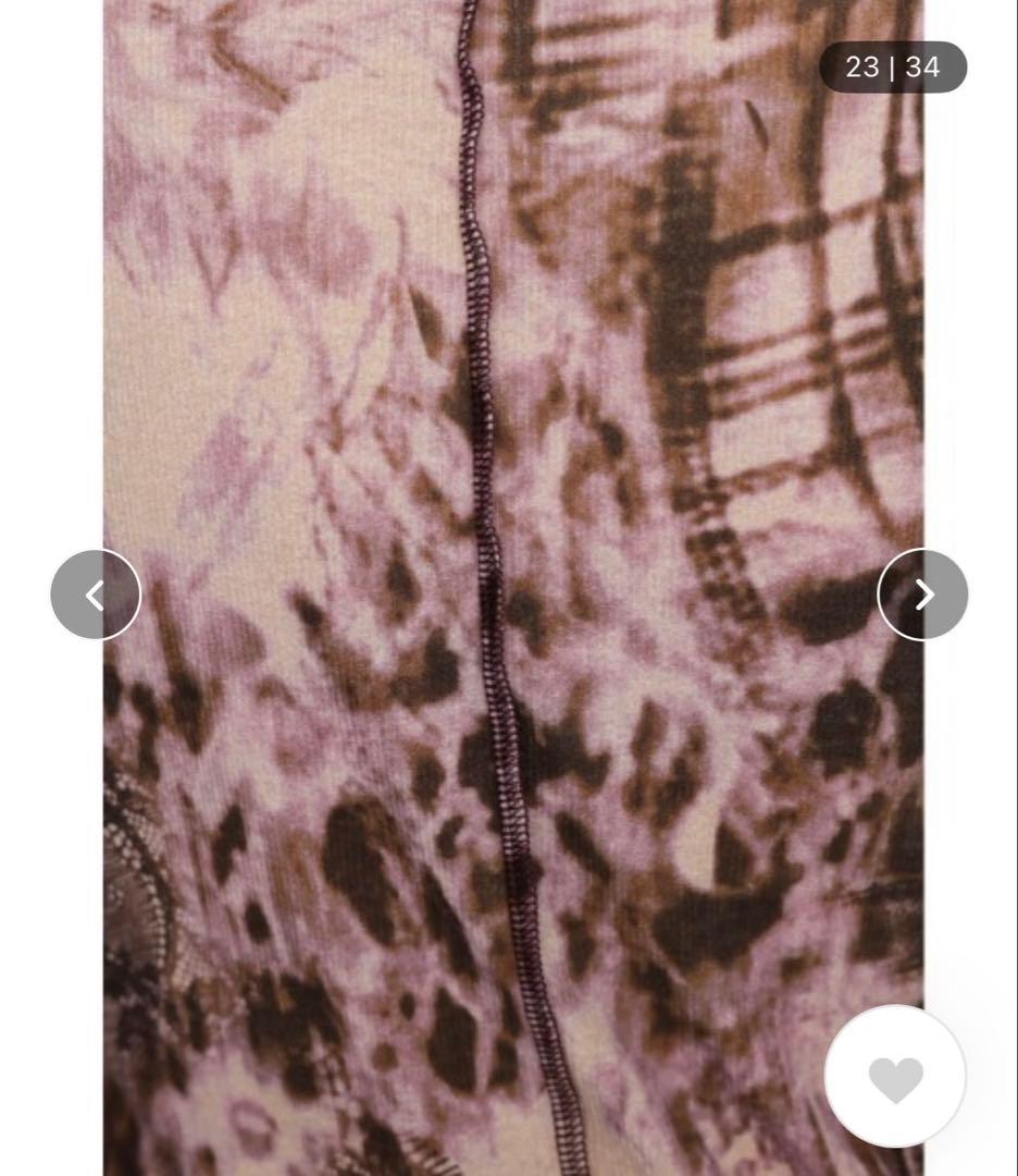 SLY スライ　ブラーリングレオパードカットトップス