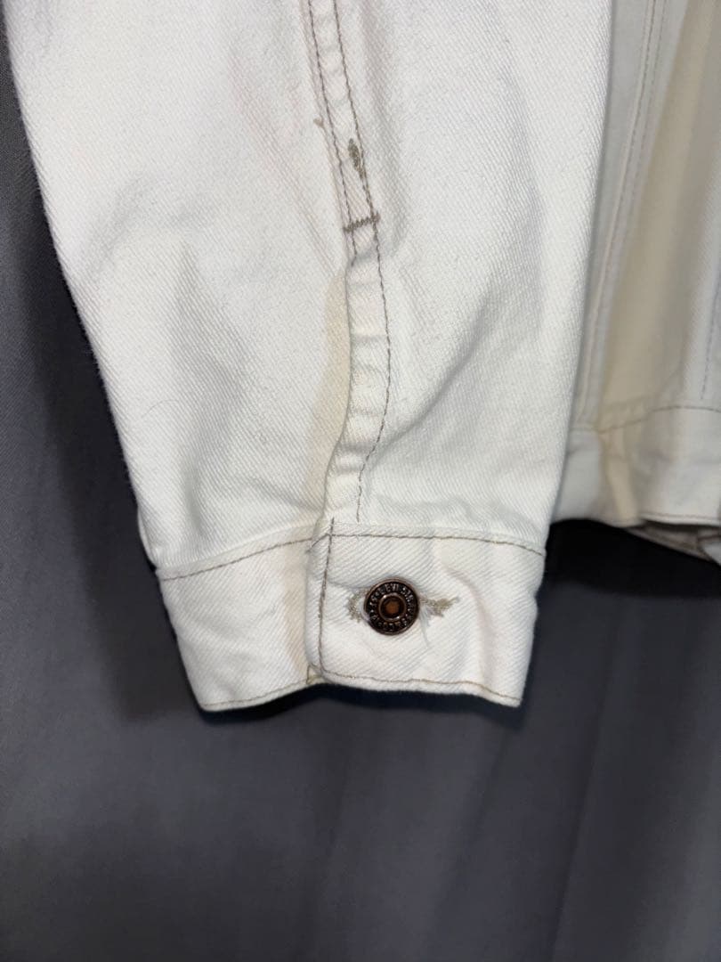 Levi's ホワイト デニムジャケット