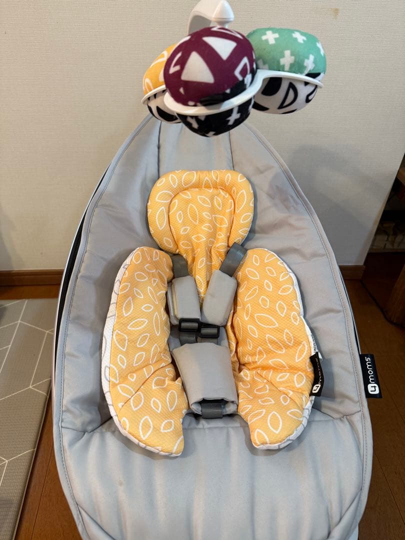 ママルー 5 最新モデル　4moms mamaRoo（ママルー5）