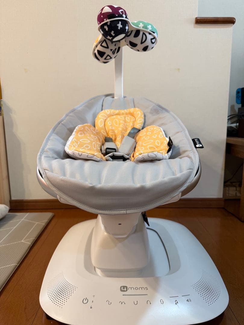 ママルー 5 最新モデル　4moms mamaRoo（ママルー5）