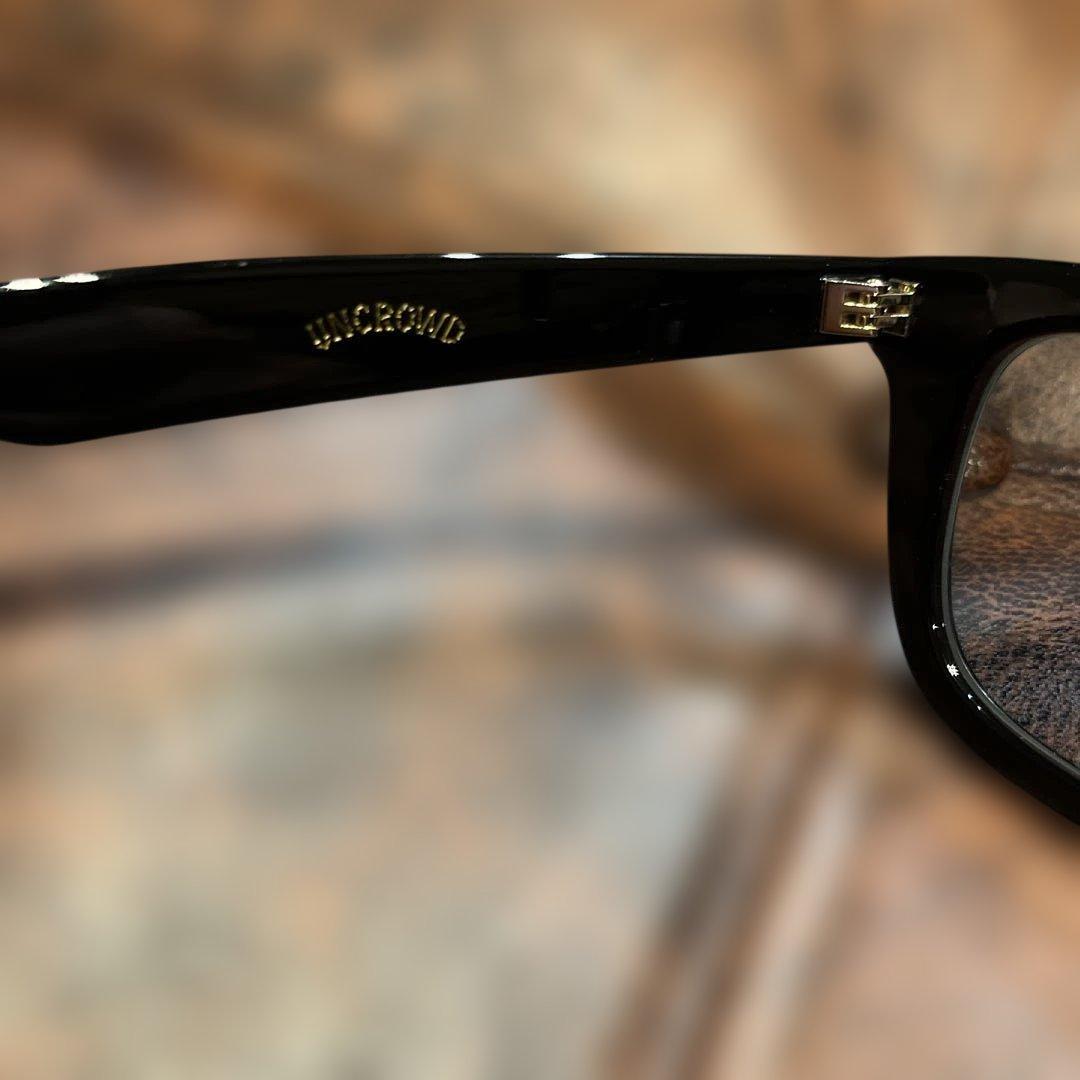 UNCROWD TUNDRA 調光サングラス