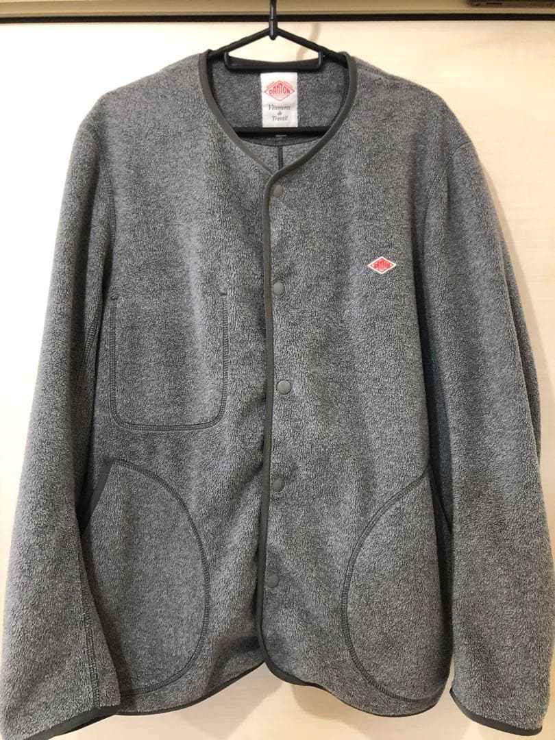 ダントン　ノーカラーフリース