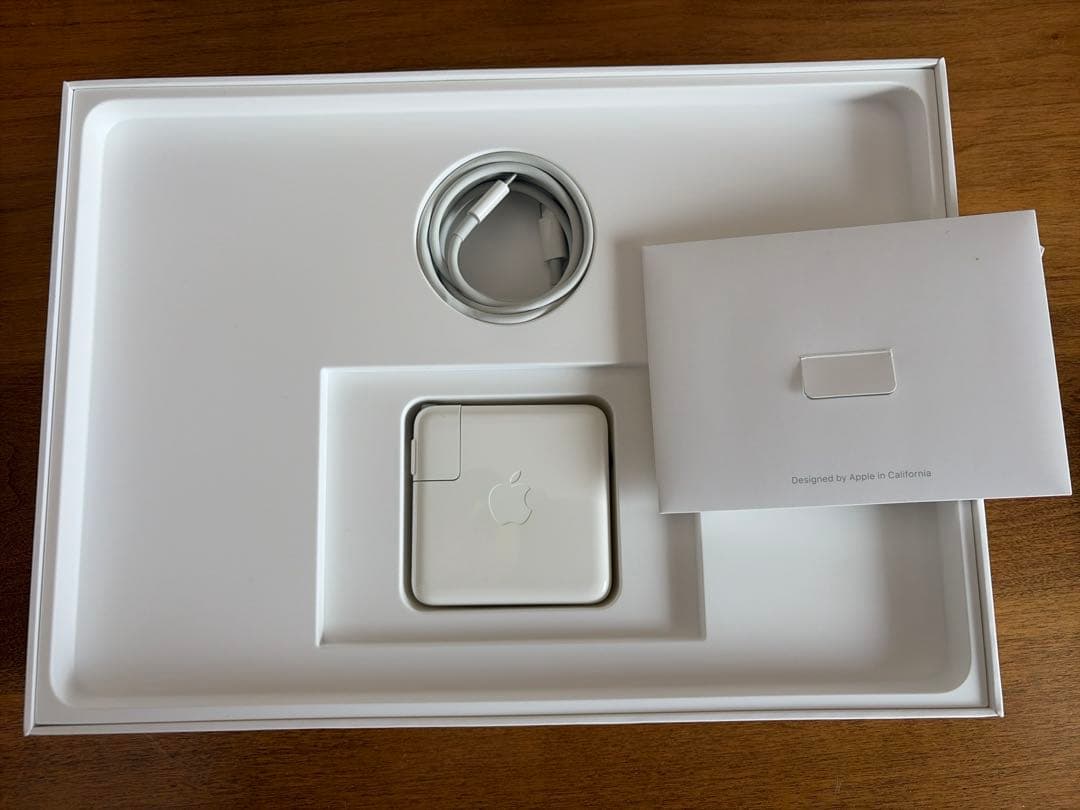 美品MacBookPro13(2016)16GB 1TB