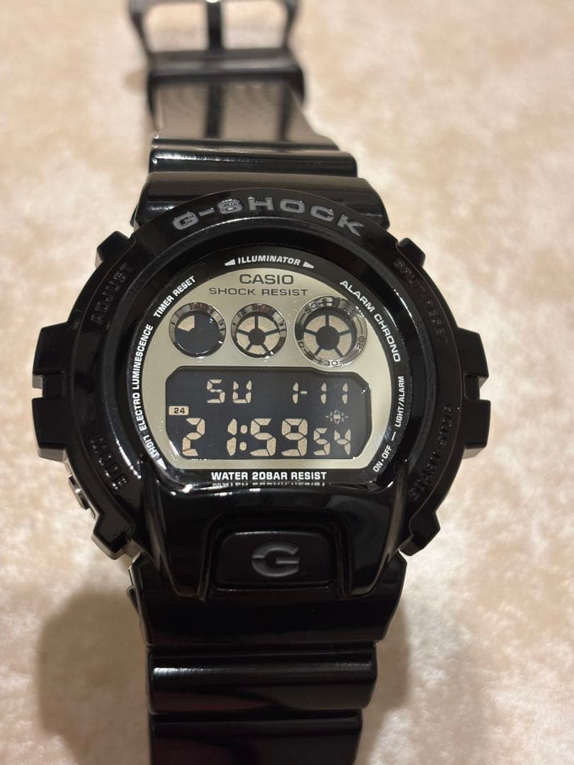 美品CASIO G-SHOCK DW-6900NB メンテナンス済