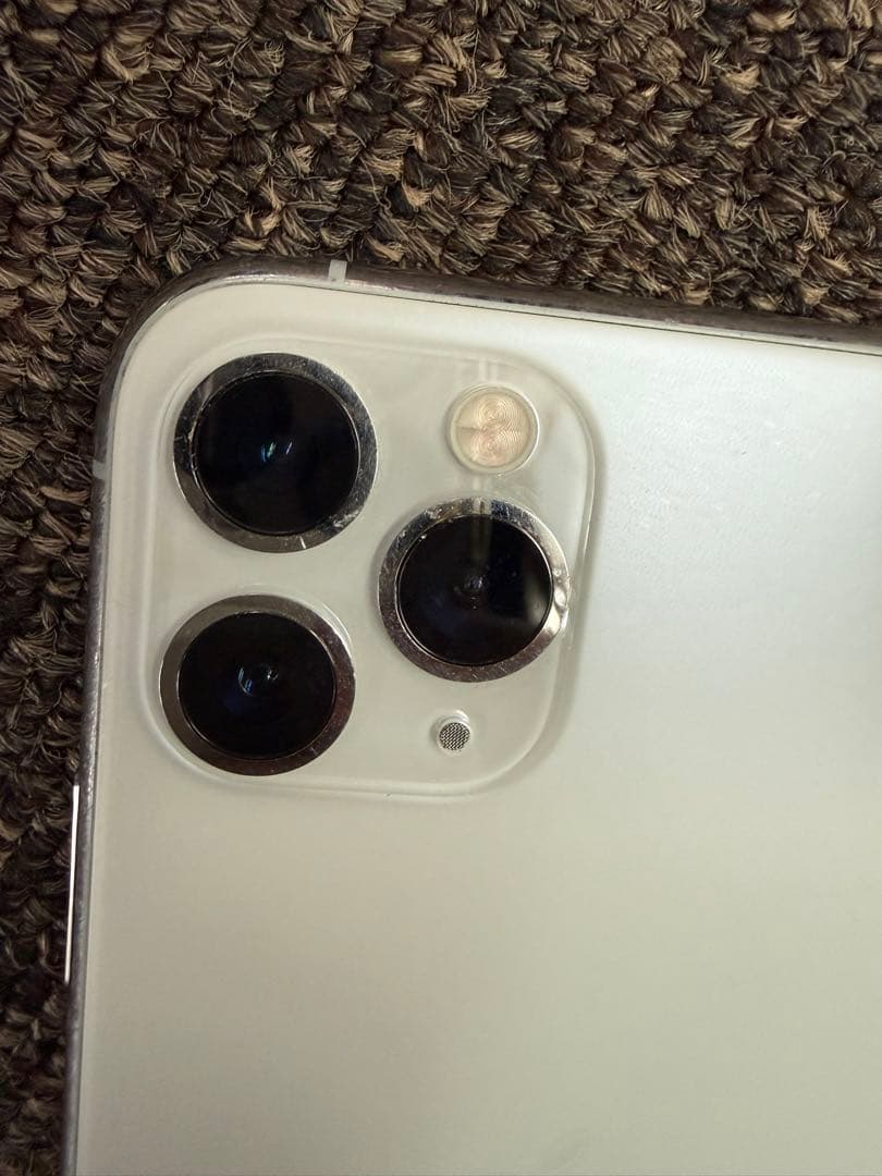 Apple iPhone 11 Pro シルバー 本体 ジャンク品